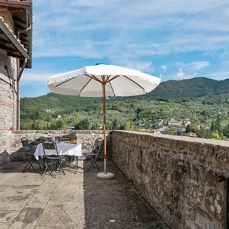 Flat With Heated Hot Tub And Shared Pool