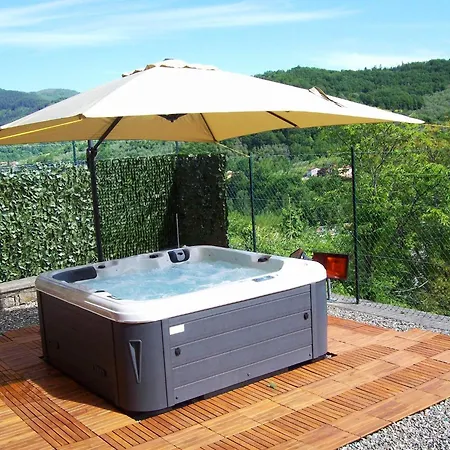 Flat With Heated Hot Tub And Shared Pool Apartment *