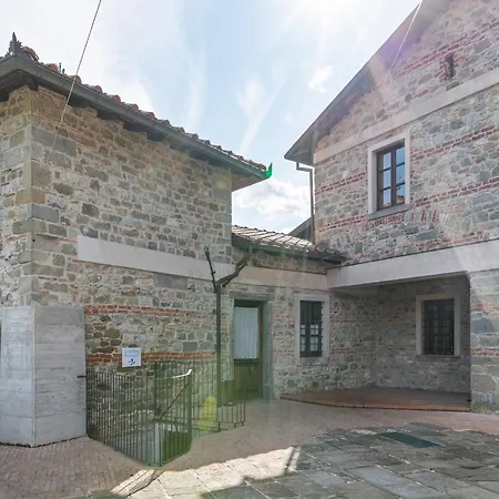Flat With Heated Hot Tub And Shared Pool Apartment Casola in Lunigiana