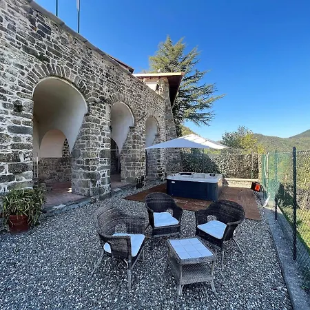 Flat With Heated Hot Tub And Shared Pool *